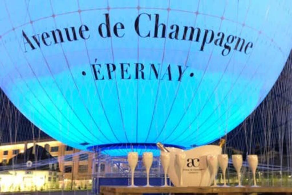 Suite Premium Le Figaro 2 Épernay Exterior foto