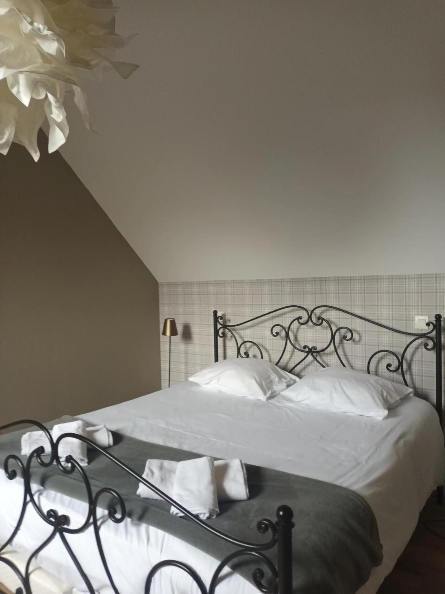 Suite Premium Le Figaro 2 Épernay Exterior foto